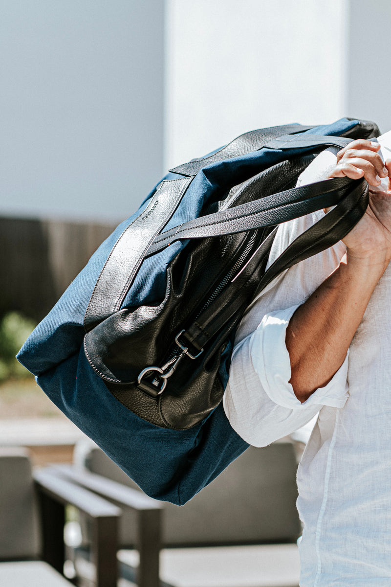Weekender Canvas
